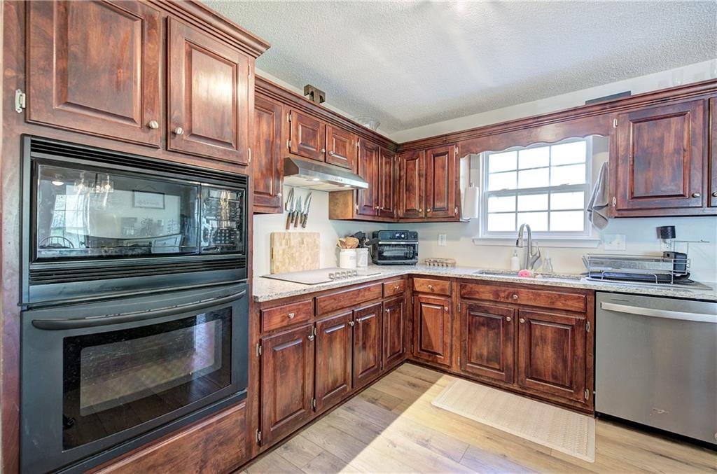 613 Hall Station Road Northwest Kingston, GA 30145 - Photo 10 of 101
