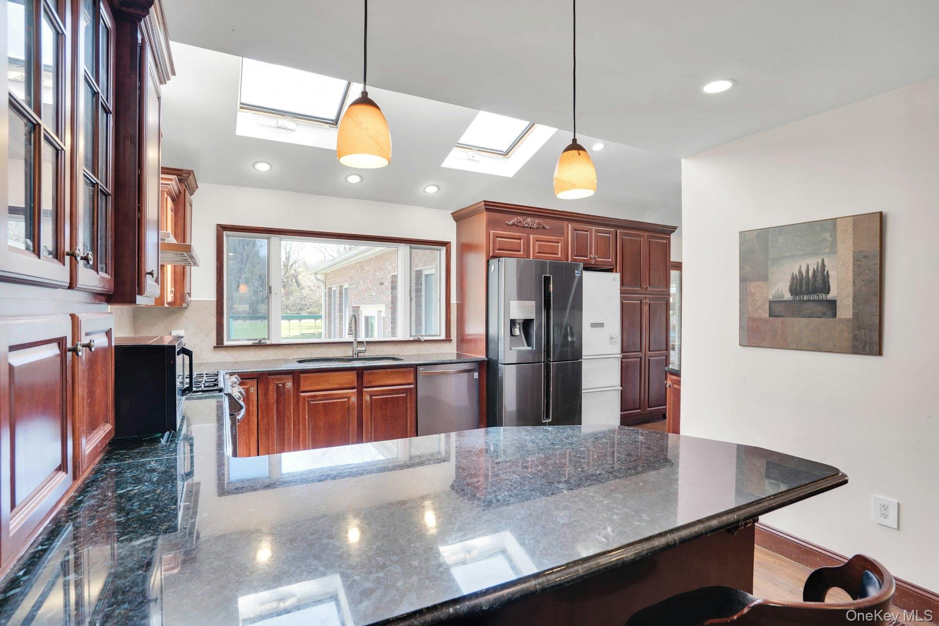 12 Bagatelle Road Dix Hills, NY 11746 - Photo 16 of 48