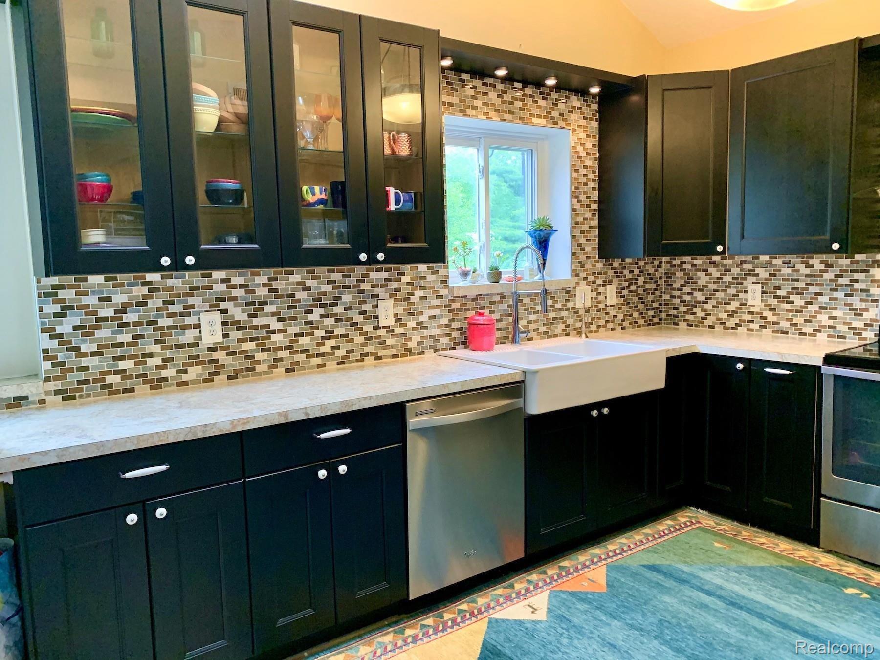 1400 Liebeck Road Chelsea, MI 48118 - Photo 8 of 38 8.jpeg