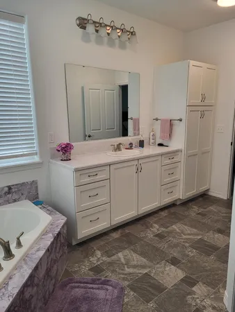 $647,000 | 3885 North 3850th Street West, Moore, ID 83255