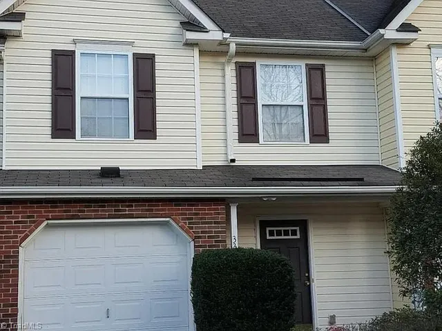 $1,450 | 33 Scott Hollow Drive, Winston-Salem, NC 27103