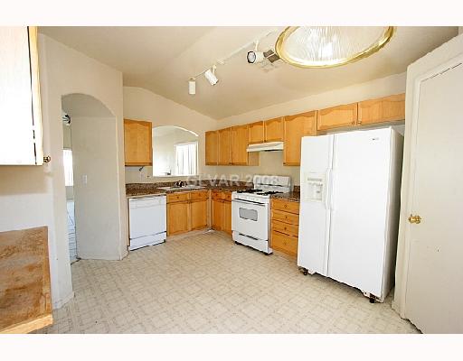 7404 Alpine Ridge Street Las Vegas, NV 89131 - Photo 2 of 6 Kitchen.