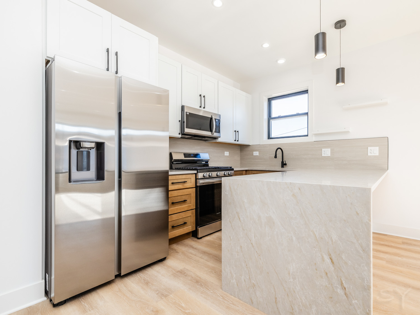3327 West Division Street Chicago, IL 60651 - Photo 5 of 26