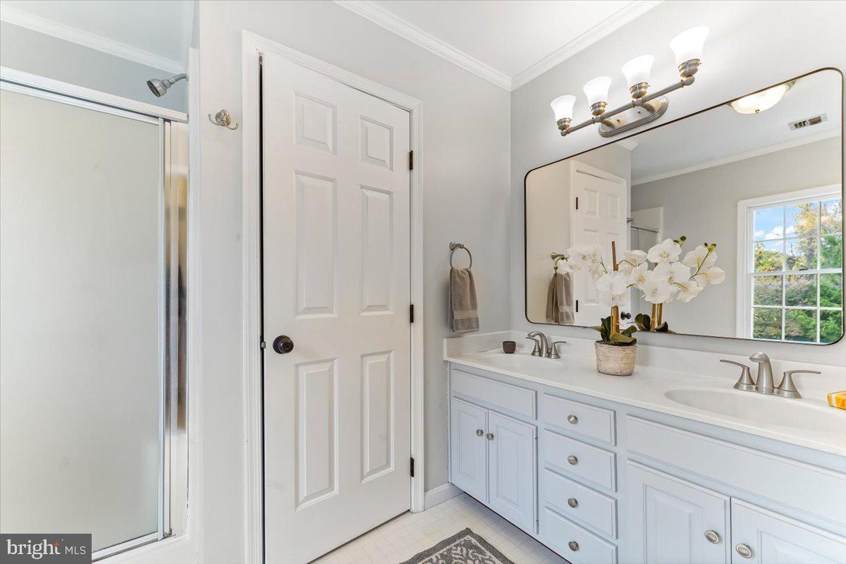 1579 Middletown Road Glen Mills, PA 19342 - Photo 32 of 62 Master Bath