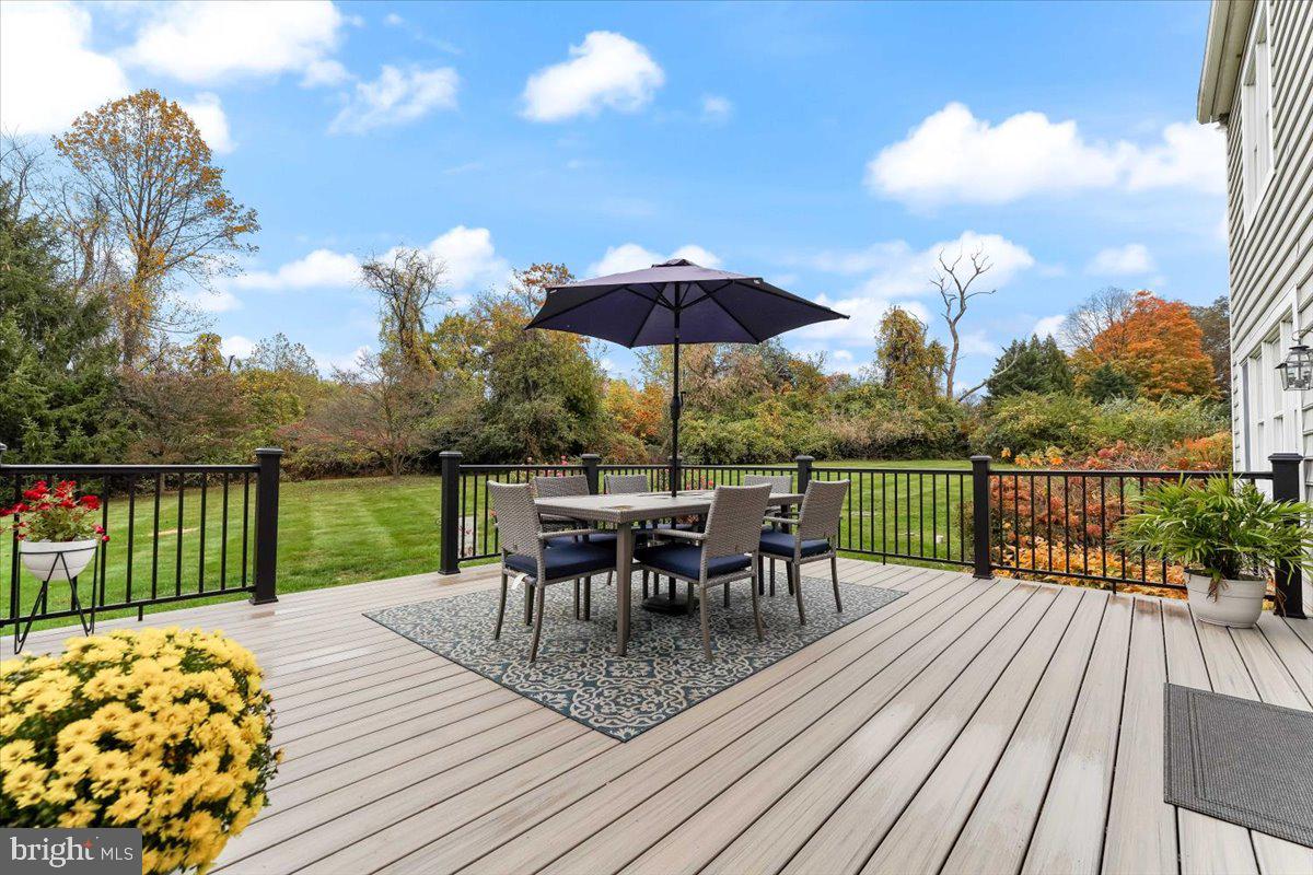 1579 Middletown Road Glen Mills, PA 19342 - Photo 48 of 62 New Trex Deck
