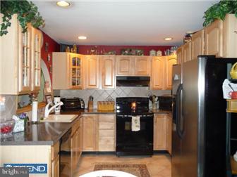 24 Cobalt Ridge Drive East Levittown, PA 19057 - Photo 5 of 12 Kitchen