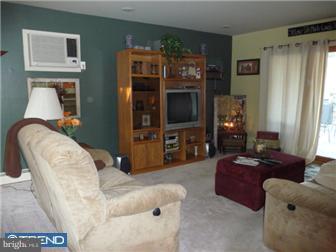 24 Cobalt Ridge Drive East Levittown, PA 19057 - Photo 7 of 12 Family Room