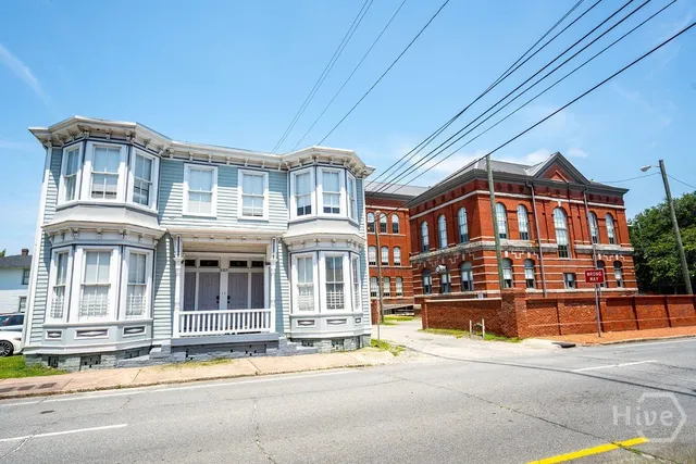 $2,500 | 1313 Whitaker Street, Unit C, Savannah, GA 31401