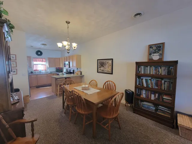 $199,900 | 827 Sutherland Avenue, Janesville, WI 53545