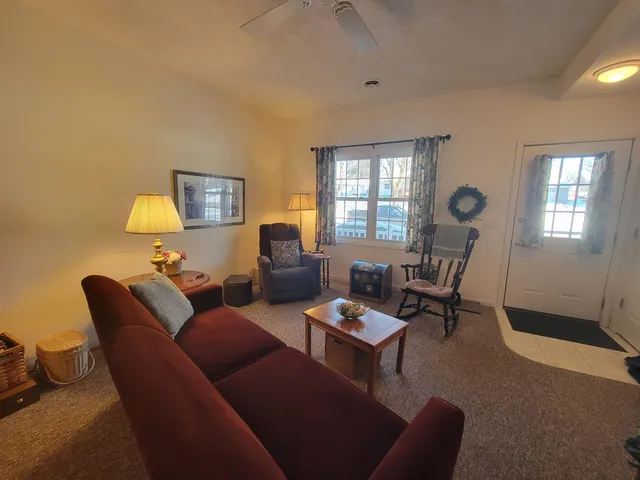 $199,900 | 827 Sutherland Avenue, Janesville, WI 53545