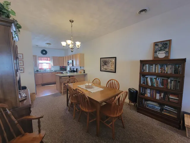 $199,900 | 827 Sutherland Avenue, Janesville, WI 53545