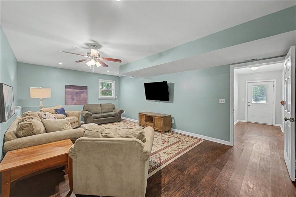 558 Peeples Valley Road Northeast Cartersville, GA 30121 - Photo 17 of 41