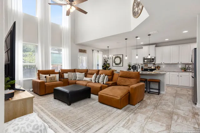 $393,500 | 417 Saddle Glen, Cibolo, TX 78108