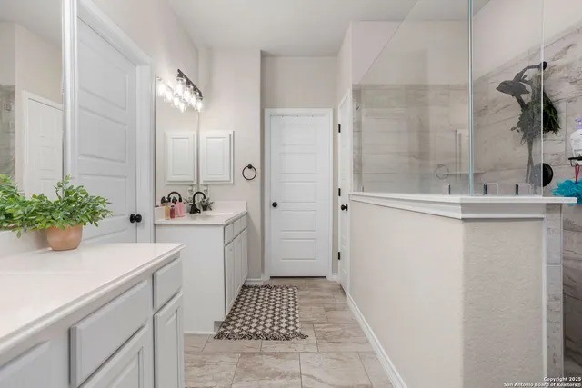 $393,500 | 417 Saddle Glen, Cibolo, TX 78108