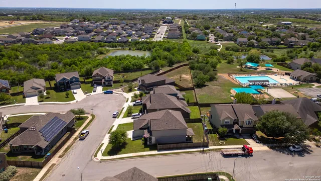 $393,500 | 417 Saddle Glen, Cibolo, TX 78108