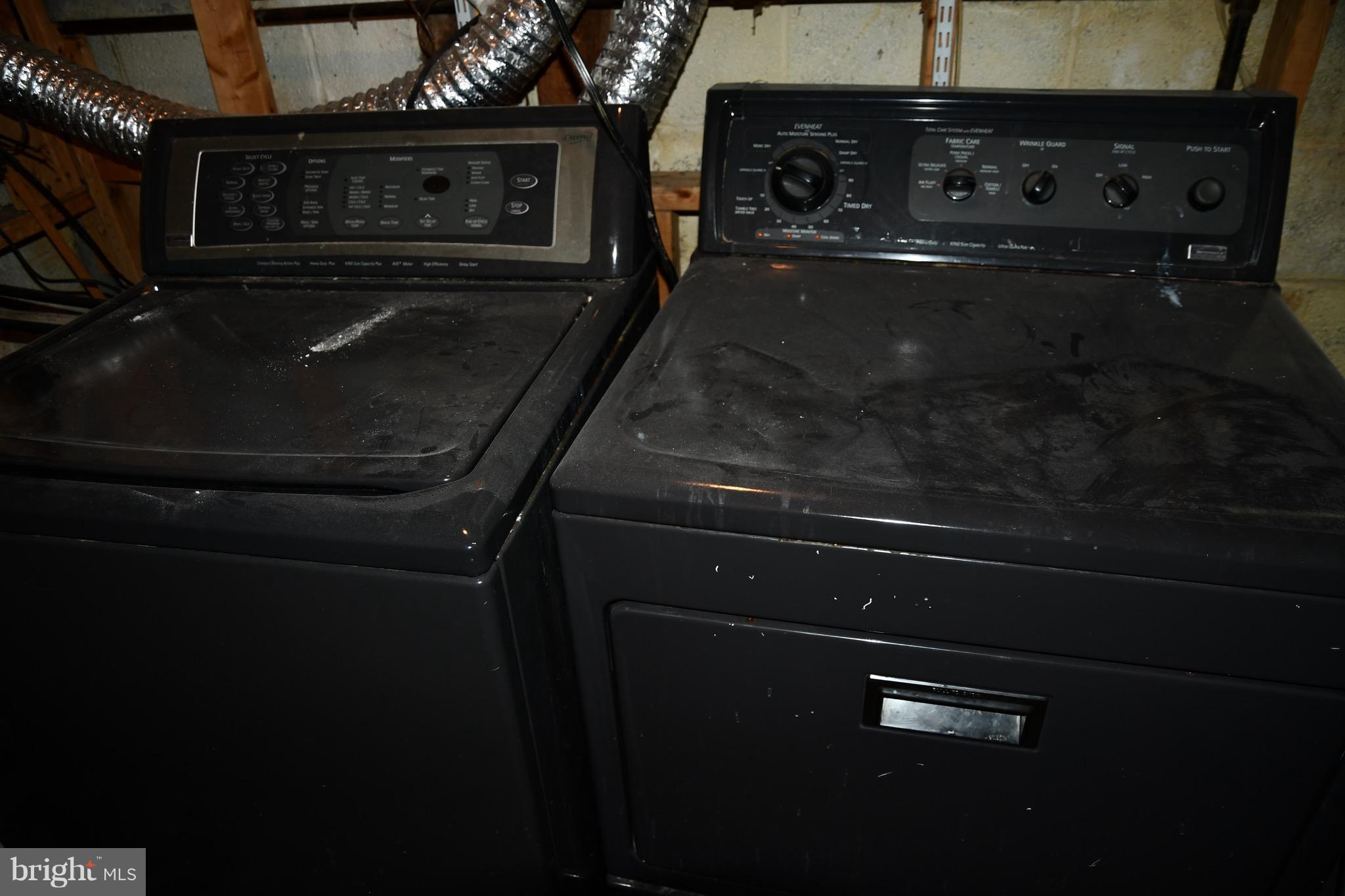 1503 Dilston Road Silver Spring, MD 20903 - Photo 22 of 28 LAUNDRY