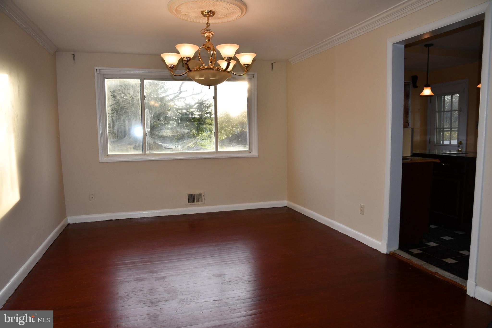 1503 Dilston Road Silver Spring, MD 20903 - Photo 6 of 28 Dining Room