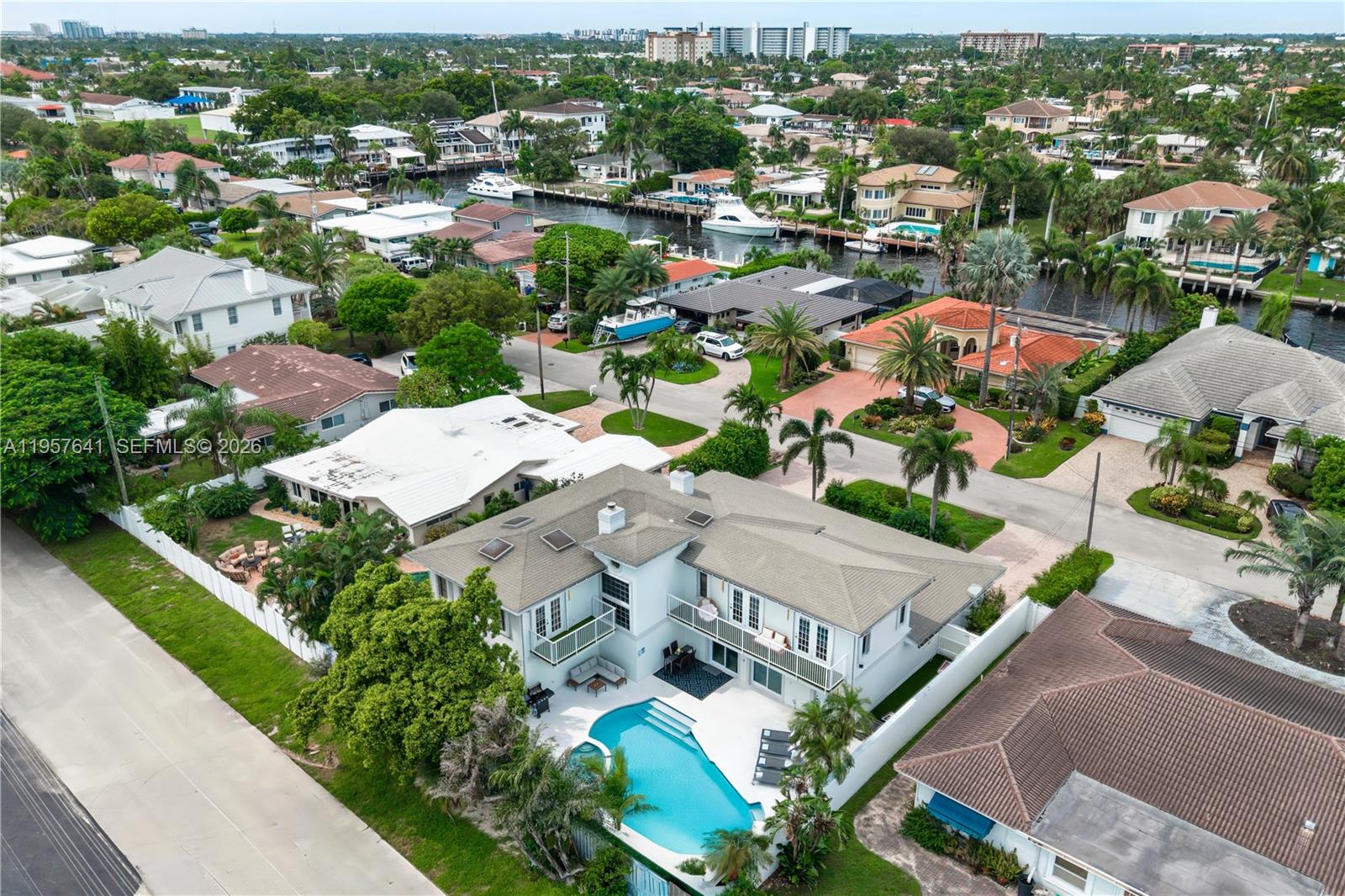 2532 Southeast 13th Street Pompano Beach, FL 33062 - Photo 48 of 69 an aerial view of residential houses with outdoor space