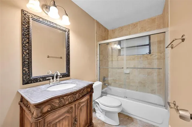 $399,900 | 1390 Northeast 39th Street, Pompano Beach, FL 33064