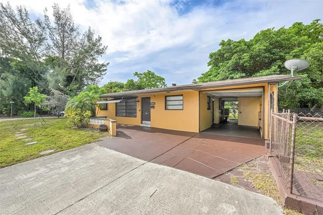 $399,900 | 1390 Northeast 39th Street, Pompano Beach, FL 33064