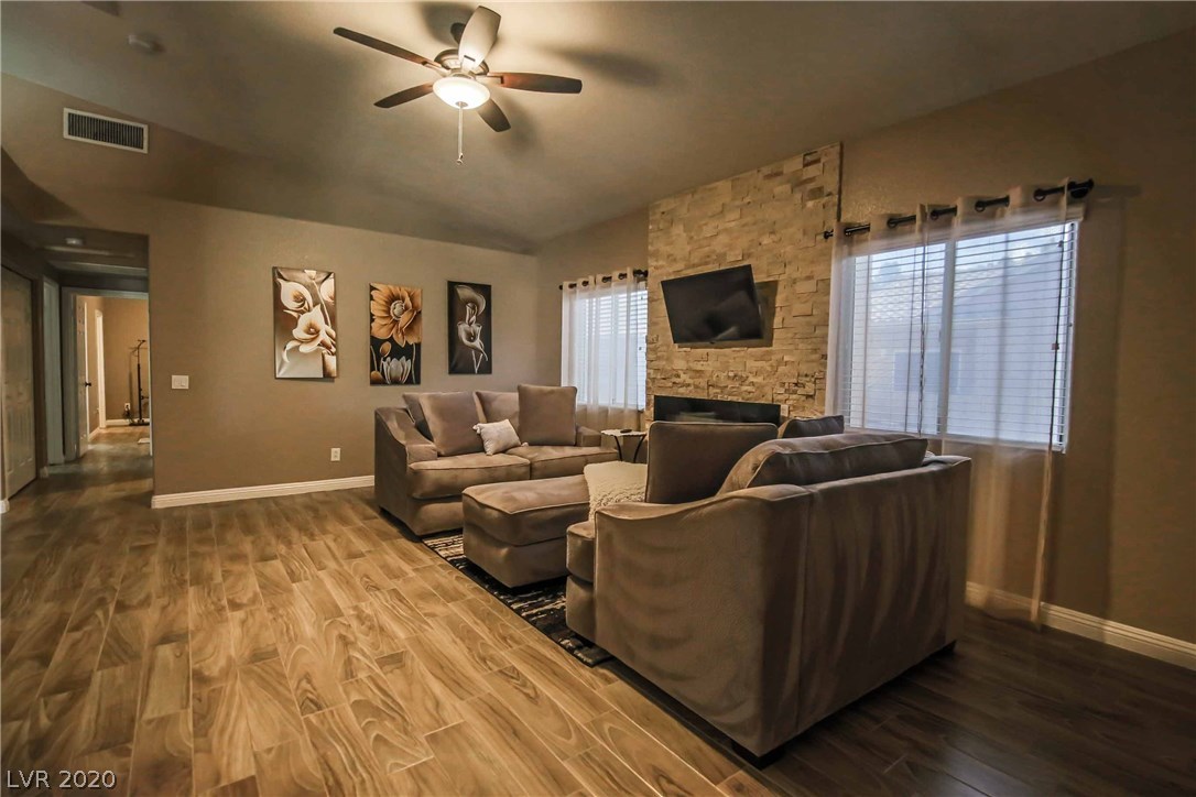 2000 Turquoise Ridge Street, Unit 204 Las Vegas, NV 89117 - Photo 1 of 35