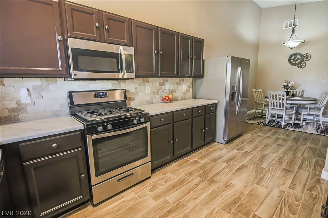 2000 Turquoise Ridge Street, Unit 204 Las Vegas, NV 89117 - Photo 13 of 35