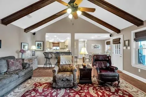 $385,000 | 4450 Lennox Boulevard, New Orleans, LA 70131