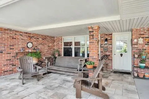 $385,000 | 4450 Lennox Boulevard, New Orleans, LA 70131