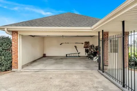 $385,000 | 4450 Lennox Boulevard, New Orleans, LA 70131