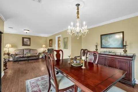 $385,000 | 4450 Lennox Boulevard, New Orleans, LA 70131