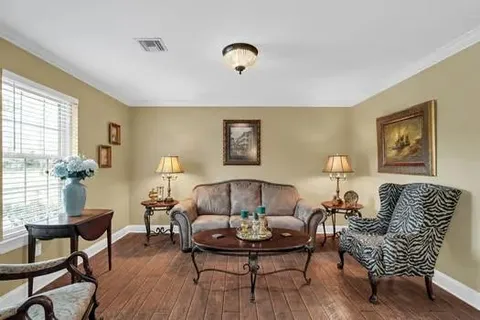 $385,000 | 4450 Lennox Boulevard, New Orleans, LA 70131