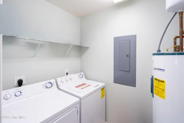 $299,900 | 3350 Club Villas Drive, Unit 1706, Southport, NC 28461