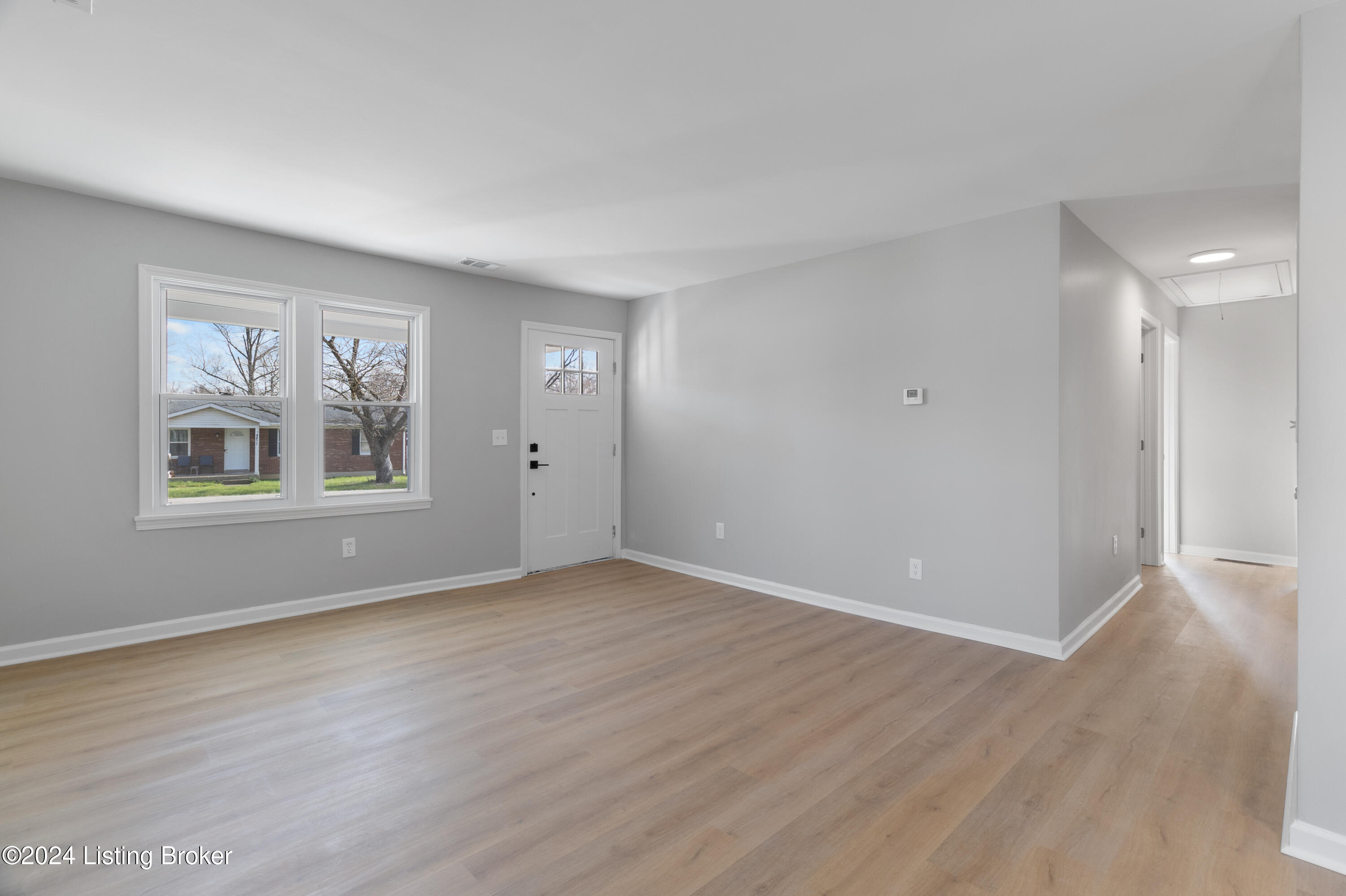 6678 Rutledge Road Louisville, KY 40258 - Photo 7 of 32 6678 Rutledge Rd - 9