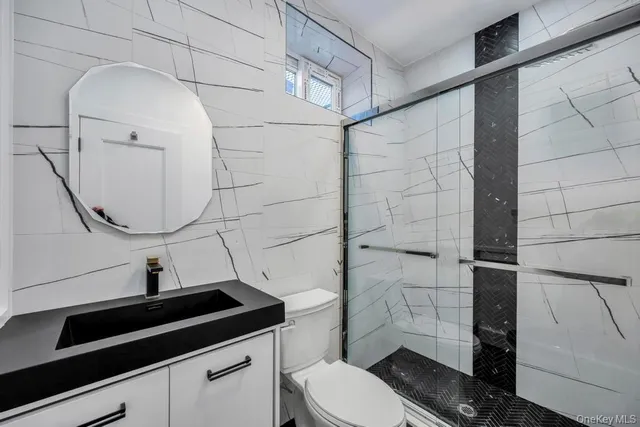 $1,589,999 | 41 Coachman Lane, Levittown, NY 11756