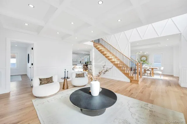 $1,589,999 | 41 Coachman Lane, Levittown, NY 11756