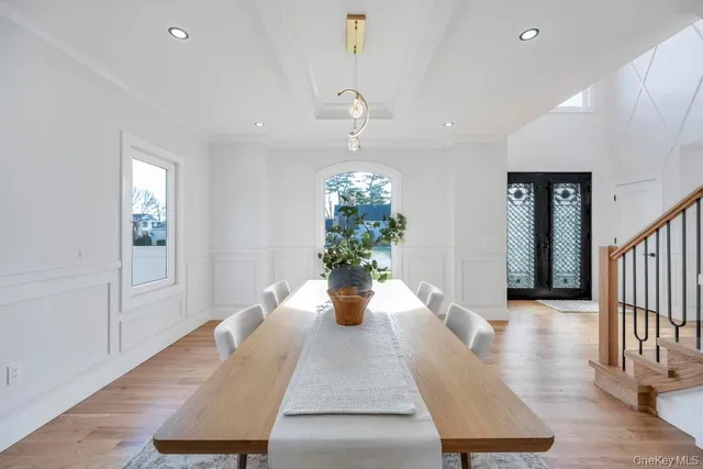 $1,589,999 | 41 Coachman Lane, Levittown, NY 11756