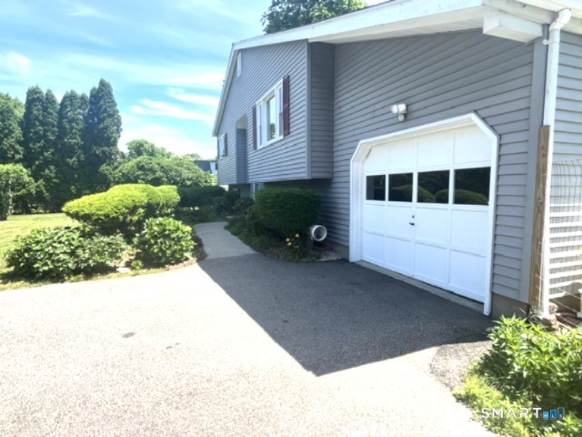 122 Black Point Road East Lyme, CT 06357 - Photo 30 of 40