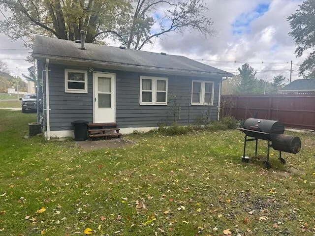 $135,000 | 8 Marmont Street, Niles, MI 49120