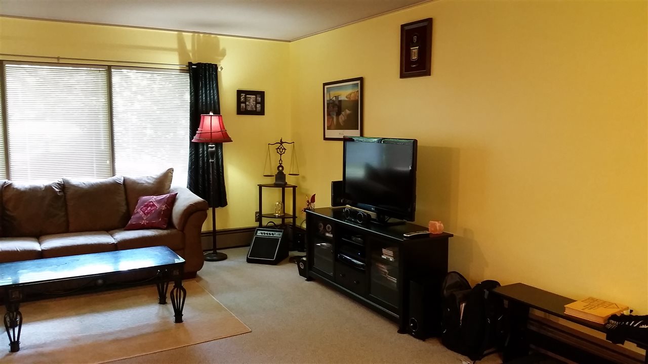 551 Bloomfield Road Traverse City, MI 49686 - Photo 23 of 34 1806189-22.JPG