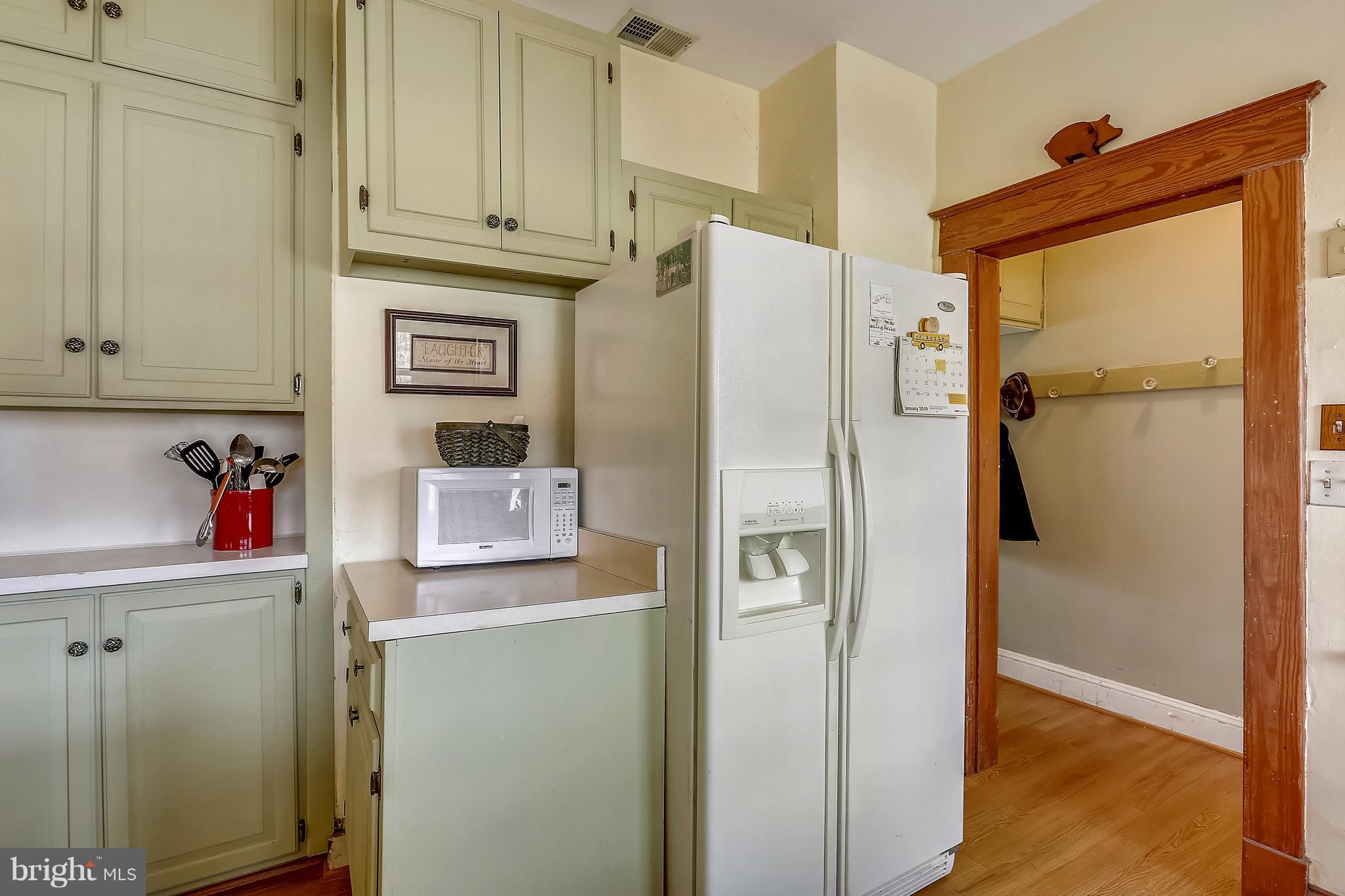 22014 Dickerson Road Dickerson, MD 20842 - Photo 40 of 76 Kitchen