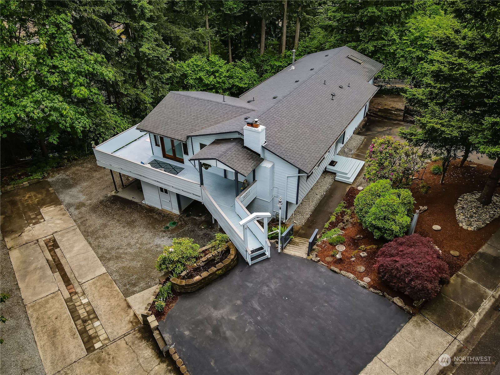 16011 Southeast 142nd Place Renton, WA 98059 - Photo 30 of 32 Gallery Image 30