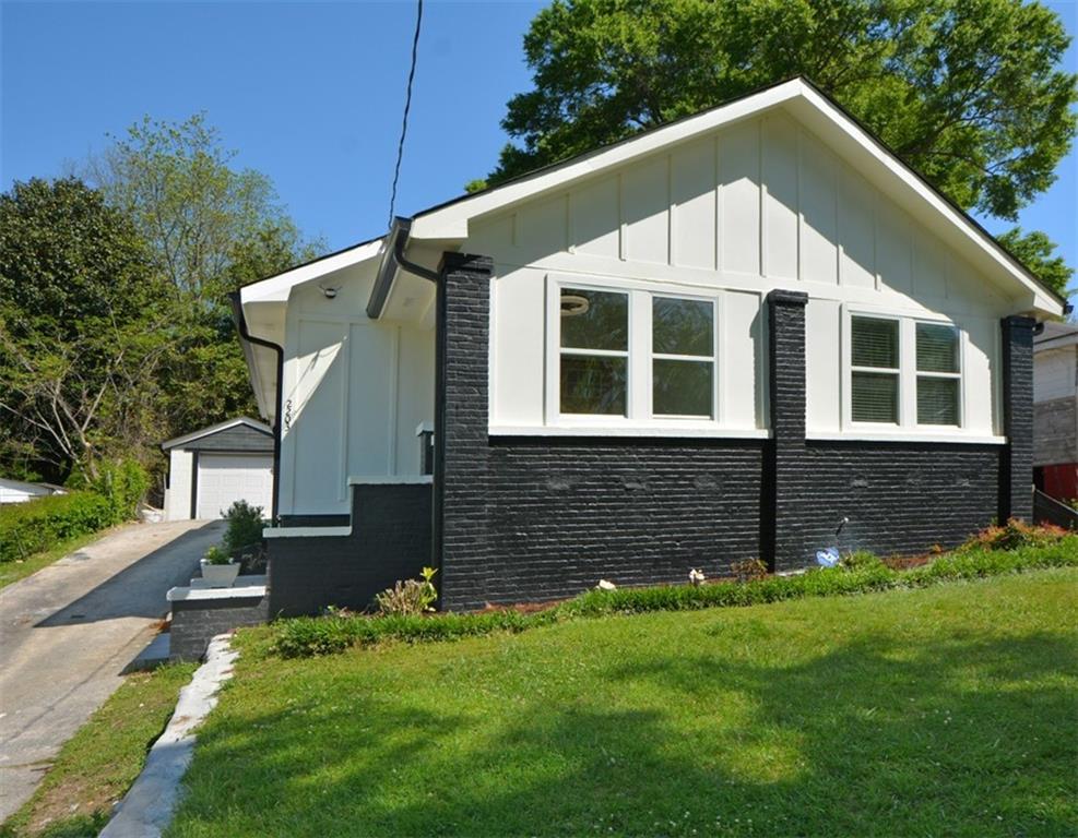 2203 Wingate Street Southwest Atlanta, GA 30310 - Photo 1 of 39