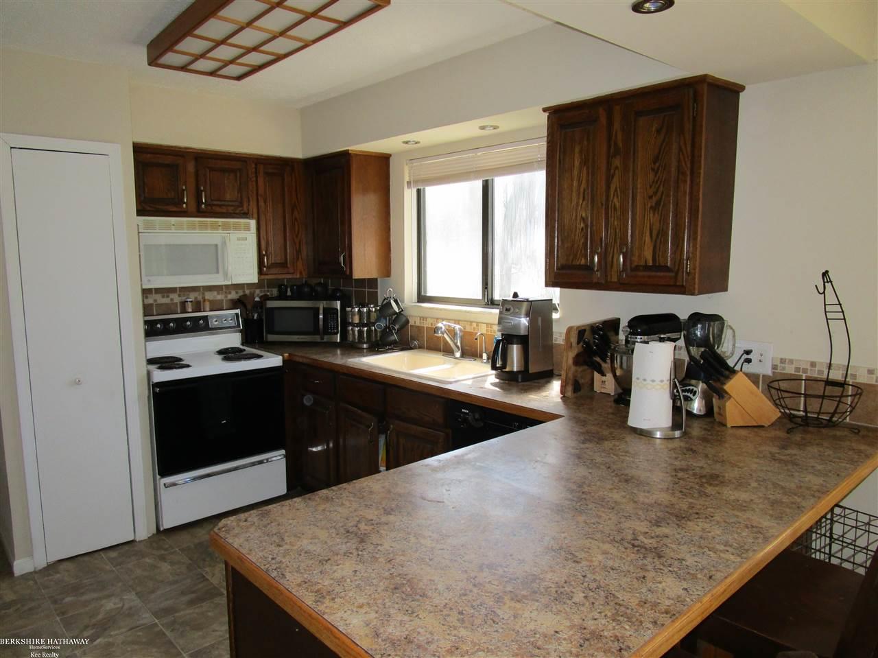8401 Foster Road Clarkston, MI 48346 - Photo 17 of 44 31287604-16.JPG