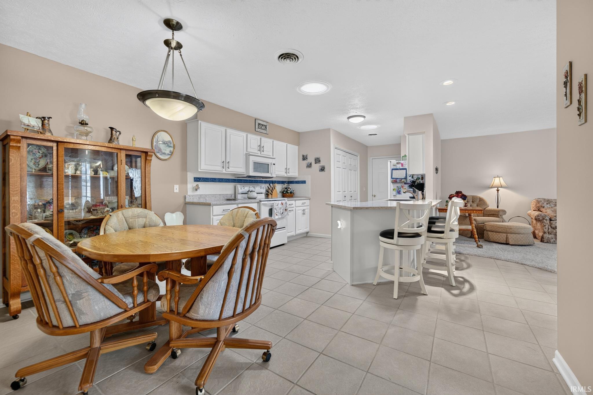 800 Walnut Ridge West Logansport, IN 46947 - Photo 8 of 19