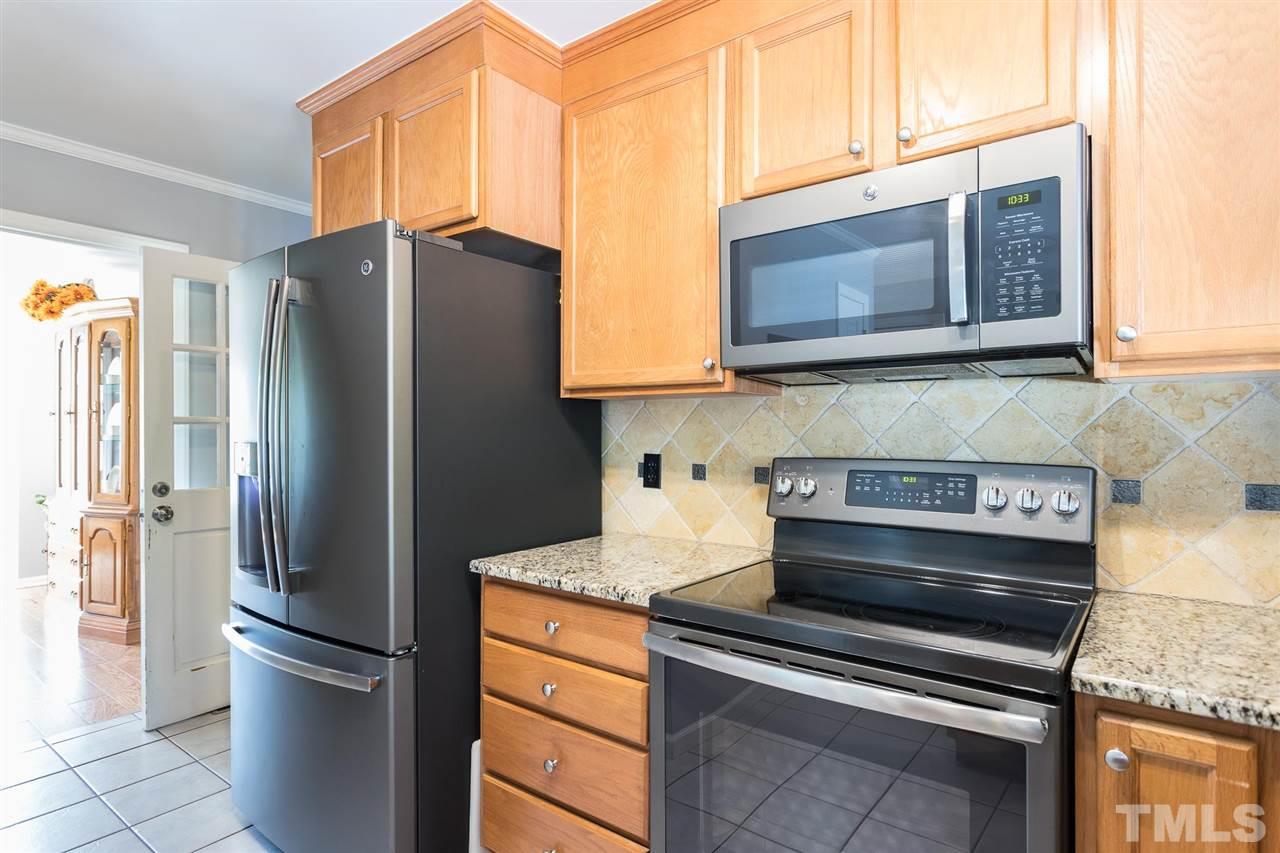 3501 Cartway Lane Raleigh, NC 27616 - Photo 7 of 28