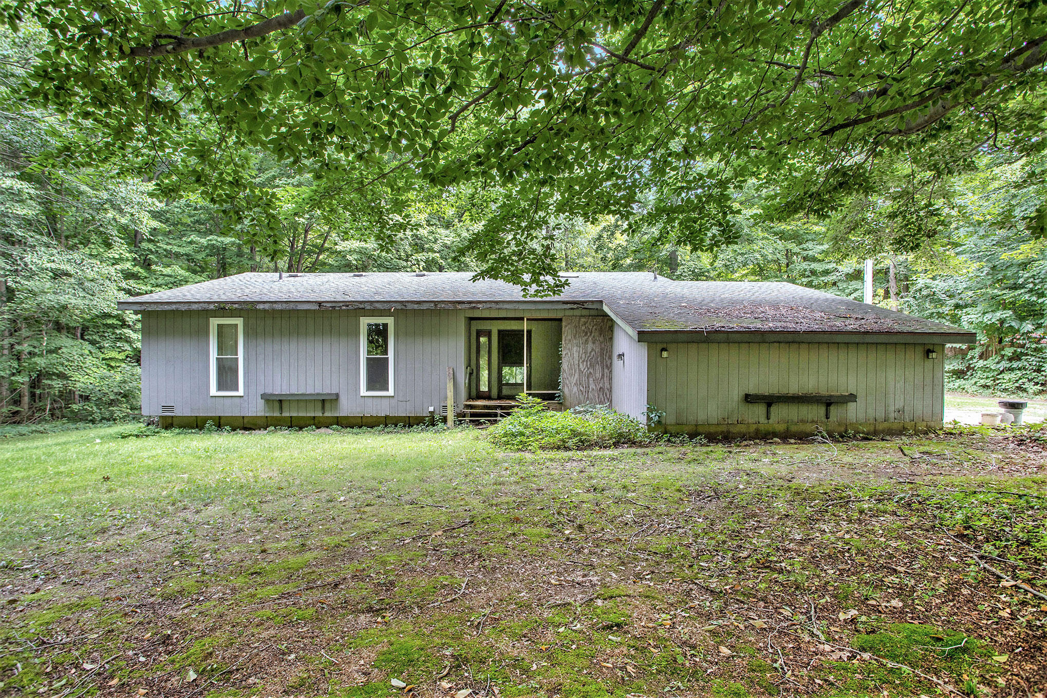 18789 Andrews Road Galien, MI 49113 - Photo 1 of 21 IMG_3498