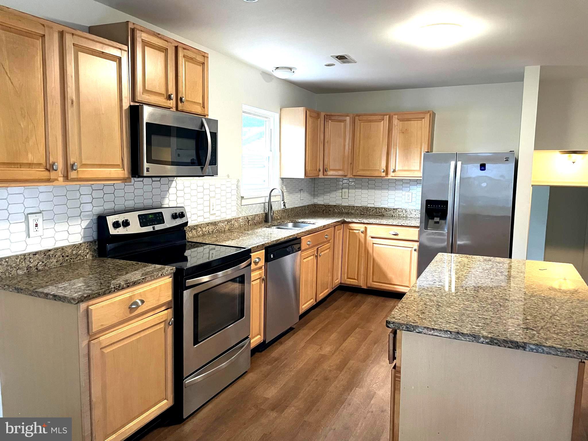 2610 Meadow Lane Ruther Glen, VA 22546 - Photo 2 of 17