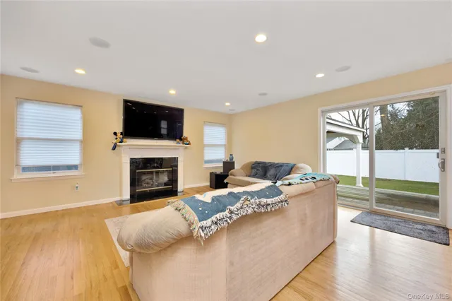 $1,250,000 | 107 James Street, Massapequa, NY 11758