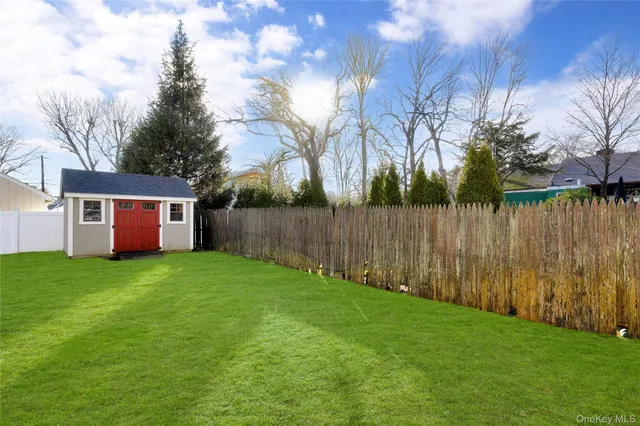 $1,250,000 | 107 James Street, Massapequa, NY 11758