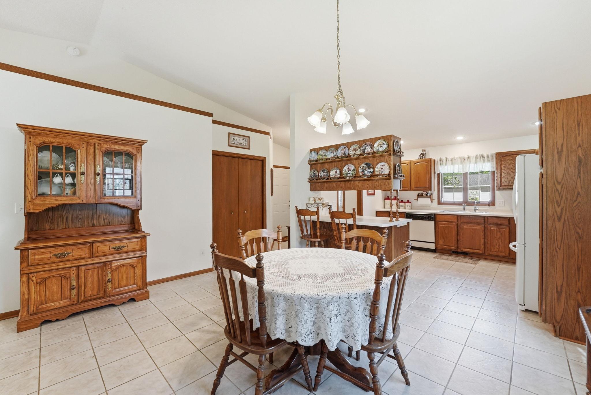 2706 9th Street Southwest Willmar, MN 56201 - Photo 16 of 36